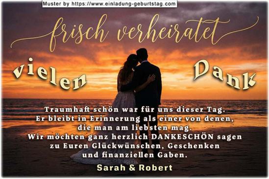 Die Dankeskarte zur Hochzeit - ein Paar steht am Ufer eines Meeres. Am Horizont ist ein romantischer Sonnenuntergang zu sehen. Die passende Stimmung um DANKE zu sagen.